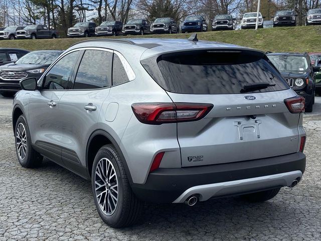 2024 Ford Escape Plug-In Hybrid 3