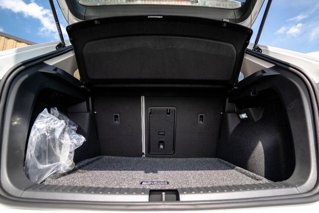 New 2026 Volkswagen Taos SUV