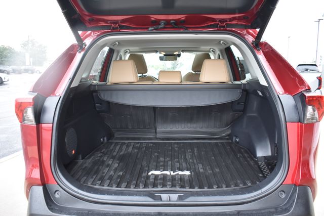 Used 2020 Toyota RAV4 SUV
