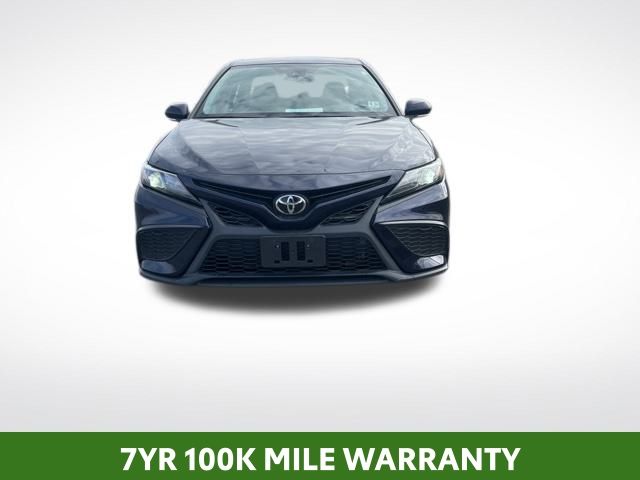 Used 2022 Toyota Camry SE with VIN 4T1G11AK7NU050357 for sale in Harrisonburg, VA