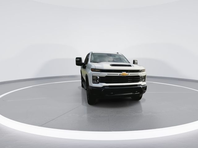Used 2026 White Chevrolet Custom image 2