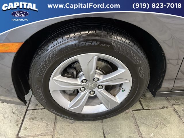 Used 2020  Honda EX image 13