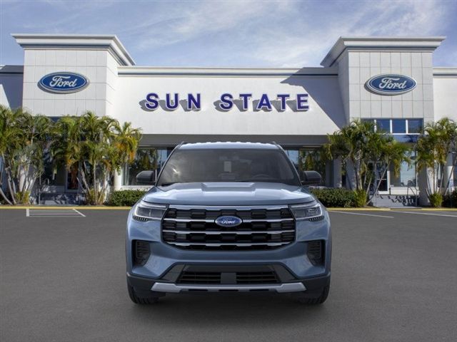 2025 Ford Explorer Active photo