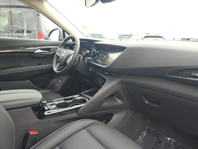 2023 Buick Envision Essence:C02556