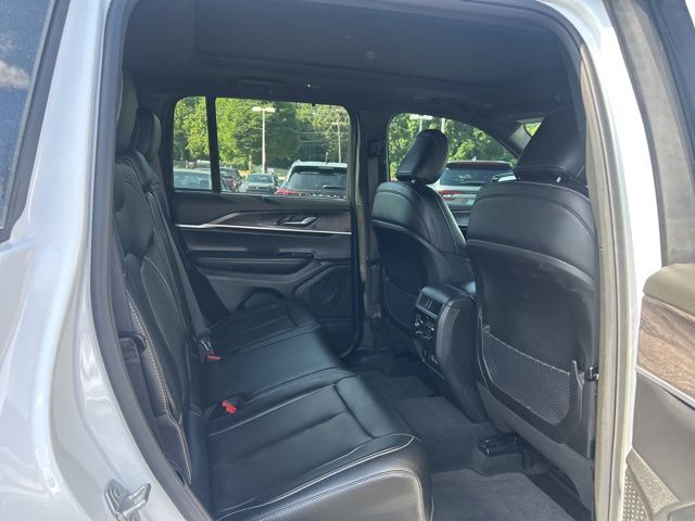2025 Jeep Grand Cherokee Limited - Photo 19