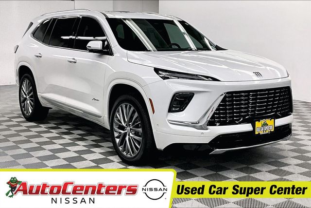 White Frost Tricoat 2025 Buick Enclave SUV / Crossover Four-Wheel Drive 8-Speed Automatic