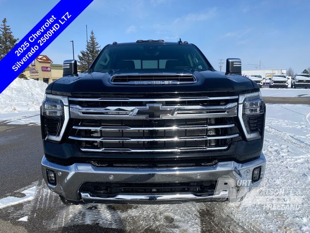 2025 Chevrolet Silverado 2500HD LTZ photo