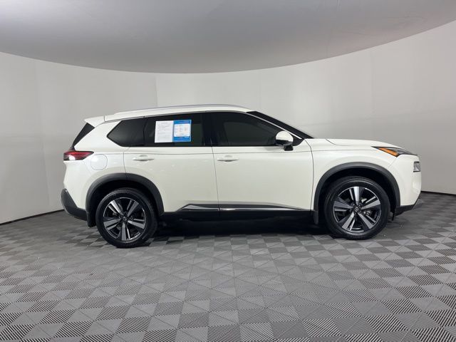 2021 Nissan Rogue SL 11