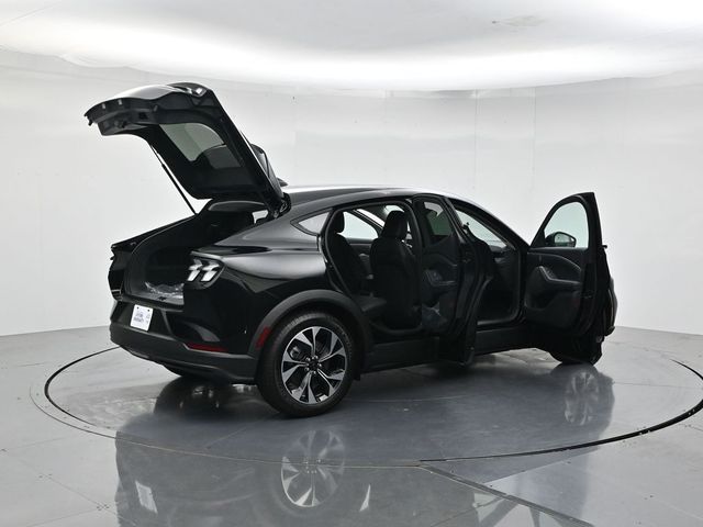 New 2026 Black Ford Select image 47