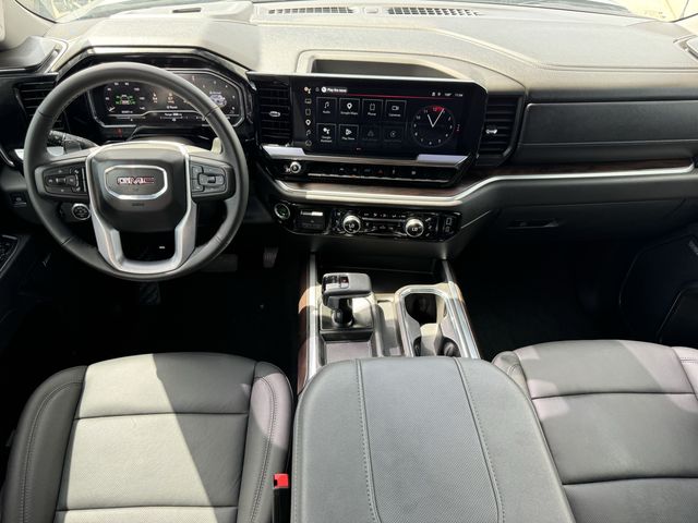 2025 GMC Sierra 1500 SLT - 8