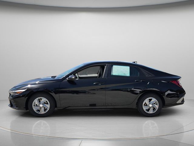 2026 Hyundai Elantra - $21,659