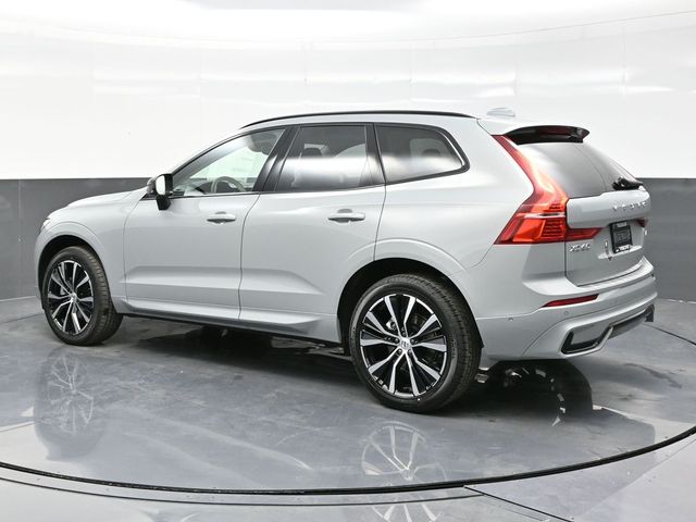 2025 Volvo XC60  photo