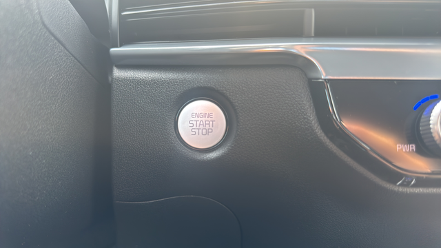 New 2026 White Kia X-Line SX Prestige image 23
