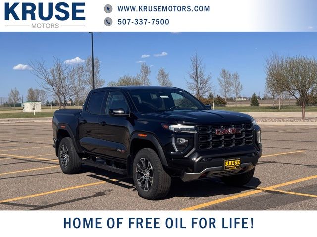 2023 GMC Canyon 4WD Crew Cab Short Box AT4