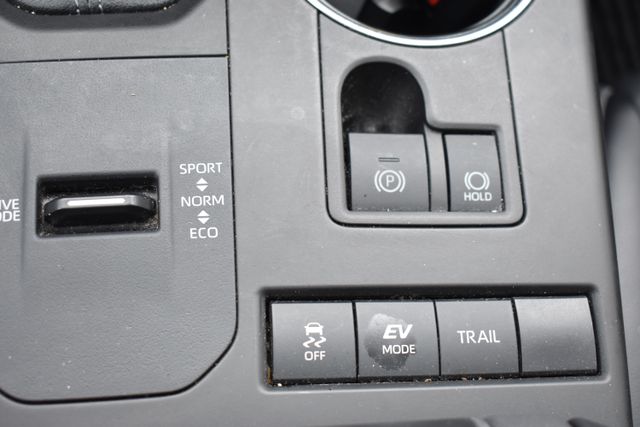 Used 2022 Toyota Highlander Hybrid SUV