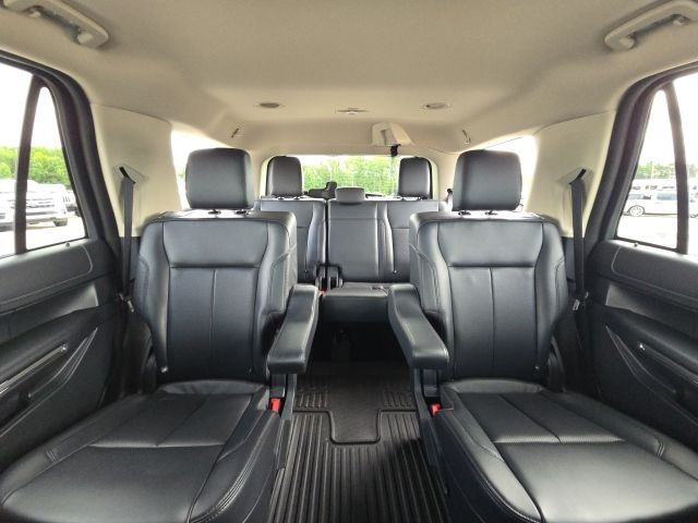 2024 Ford Expedition XLT:B02482