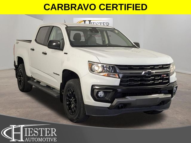Summit White 2022 Chevrolet Colorado Z71 Crew Cab 4WD Pickup Truck Four-Wheel Drive 8-Speed Automatic