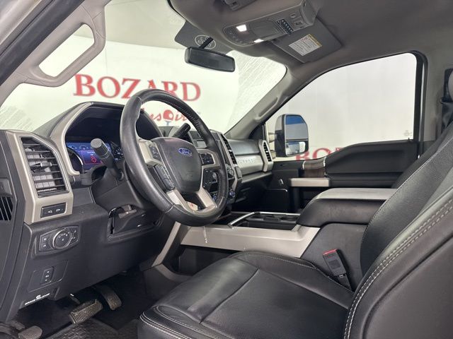 2019 Ingot Silver Metallic Ford Super Duty F-250 SRW Lariat 4X4 Truck