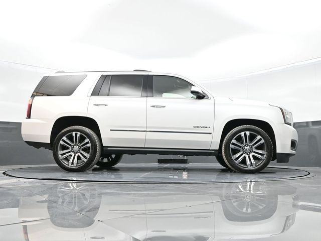 2019 GMC Yukon Denali 36