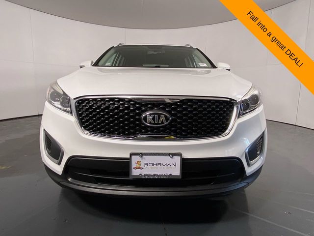 2016 Kia Sorento LX 27