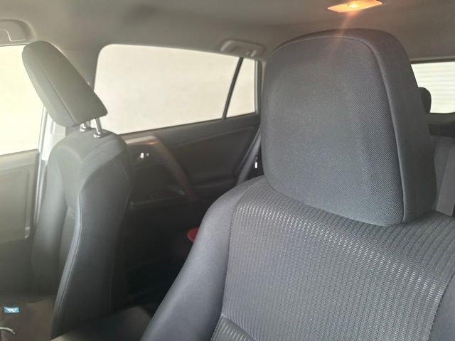 2018 Toyota RAV4 LE Silver at Baytown Hyundai
