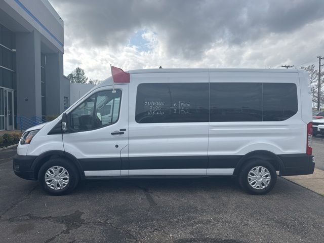 2025 Ford Transit Passenger 350 XLT Medium Roof LB RWD
