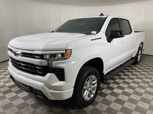 2024 Chevrolet Silverado 1500 RST 8