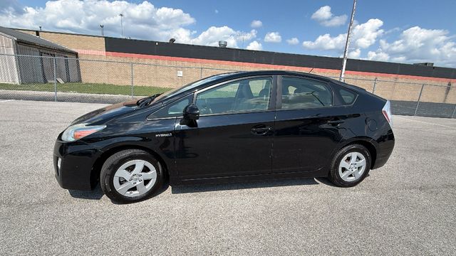 2011 Toyota Prius Two - Image 2