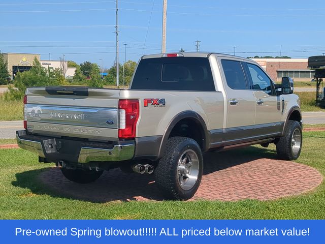 Used 2017 White Gold Metallic Ford King Ranch image 13