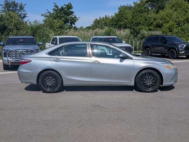 2015 Toyota Camry - Image 6