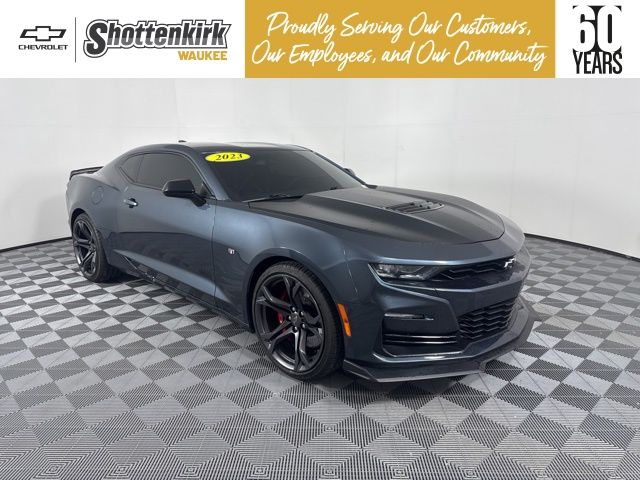Shadow Gray Metallic 2023 Chevrolet Camaro 1SS Coupe RWD Coupe Rear-Wheel Drive Automatic