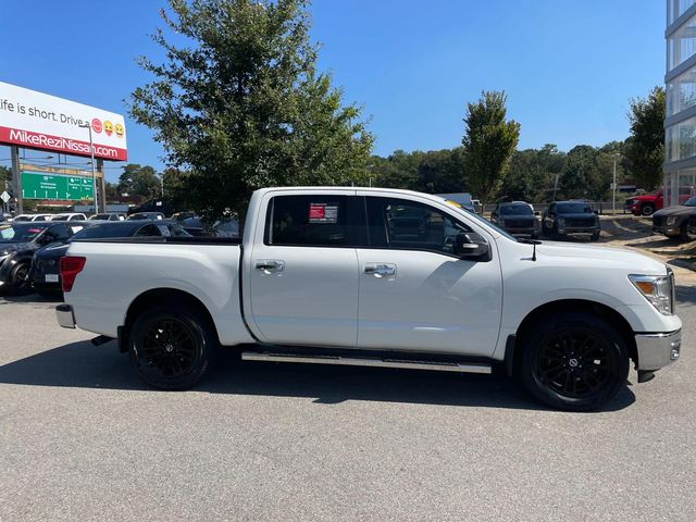 2018 Nissan Titan SV 2