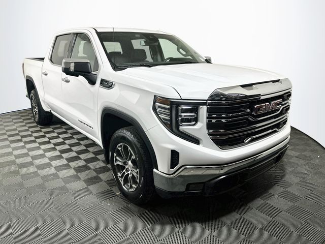 Summit White 2025 GMC Sierra 1500 Pickup Truck 4X2 Automatic
