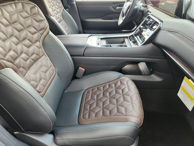 2025 Nissan Armada Platinum Reserve photo 8