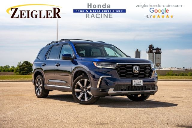 Black (Obsidian Blue Pearl) 2023 Honda Pilot Touring AWD SUV / Crossover All-Wheel Drive Automatic