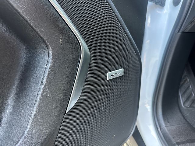 Used 2023 White Chevrolet LT image 18