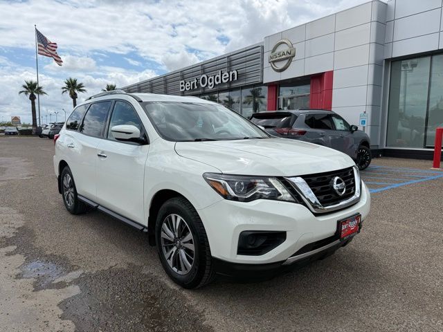 2020 Nissan Pathfinder S FWD Blanco (Glacier White) SUV/Crossover Tracción delantera Transmisión variable continua