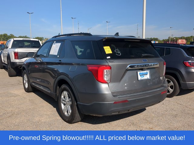 Used 2023 Gray Ford XLT image 3