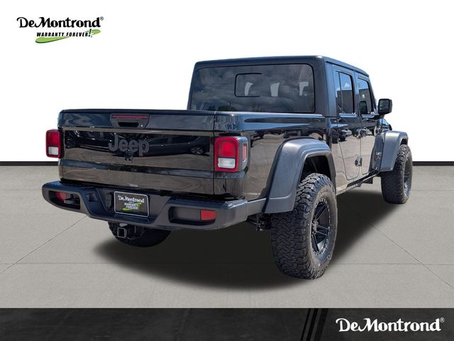 Used 2023 Black Jeep Sport image 5