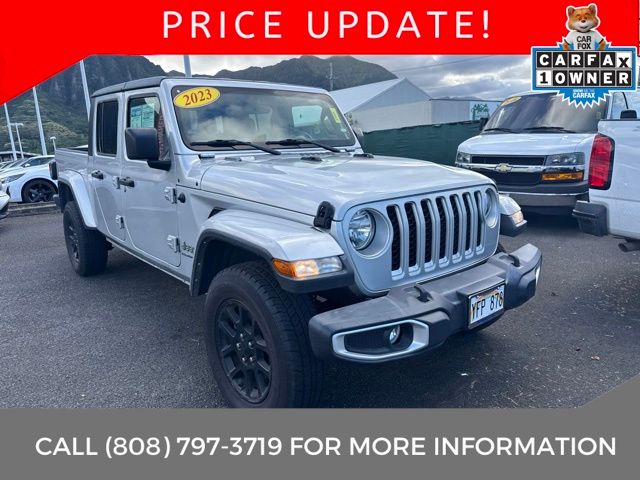  2023 Jeep Gladiator Overland Crew Cab 4WD   