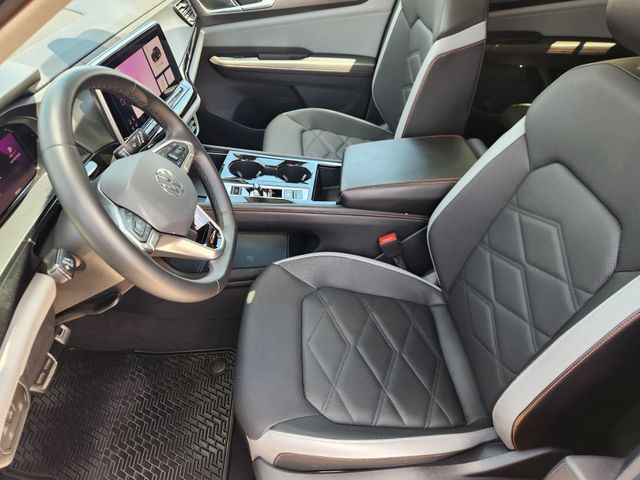 2024 Volkswagen Atlas 2.0T Peak Edition SE w/Technology Gray at Bayshore Chrysler Jeep Dodge Ram