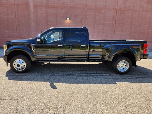 2021 Ford F-450SD Platinum 3