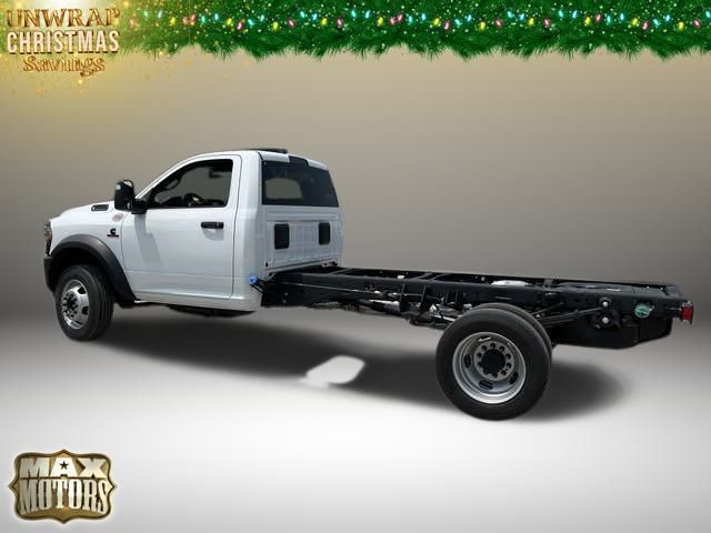 2024 Ram 5500HD Tradesman 6