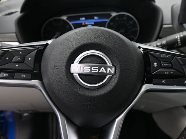 2025 Nissan Altima 2.5 SV 17