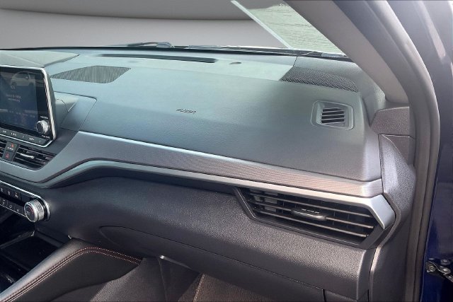 Used 2024 Nissan Altima Sedan