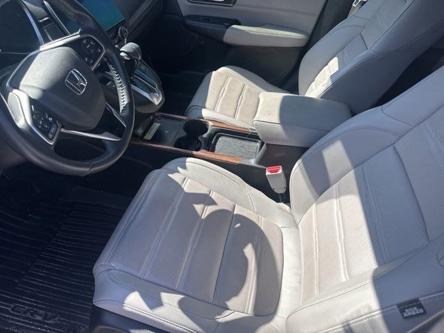 2022 Honda CR-V Touring AWD's photo