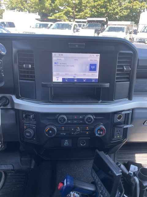 2025 Ford F-550 Chassis XL
