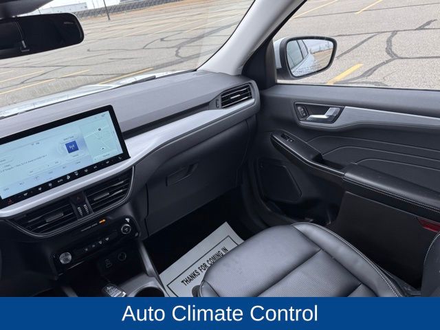 2025 Ford Escape Platinum