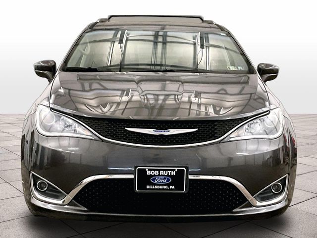2018 Chrysler Pacifica Touring L - 3