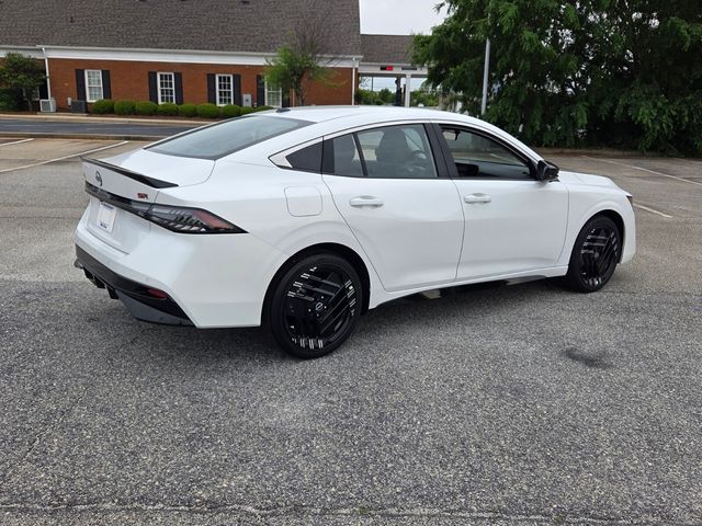 New 2026 White Nissan SR image 14